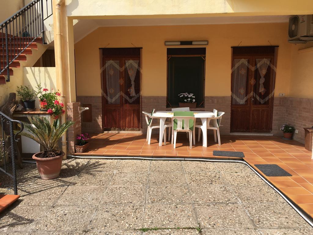 Anna Apartment Villaputzu Buitenkant foto