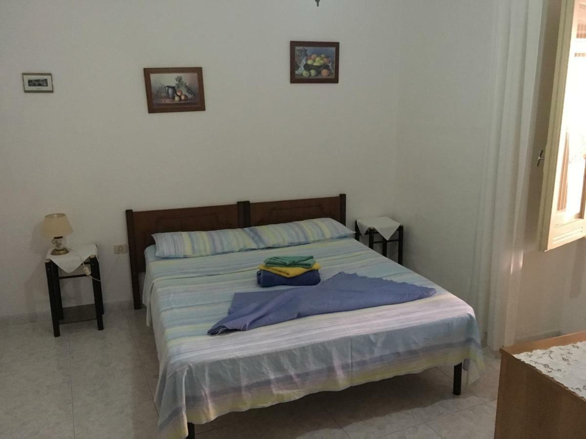 Anna Apartment Villaputzu Buitenkant foto
